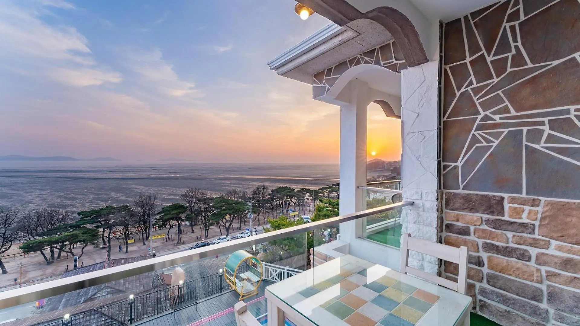 Propose 1st Pension Ganghwa Incheon 3*,  Korsel